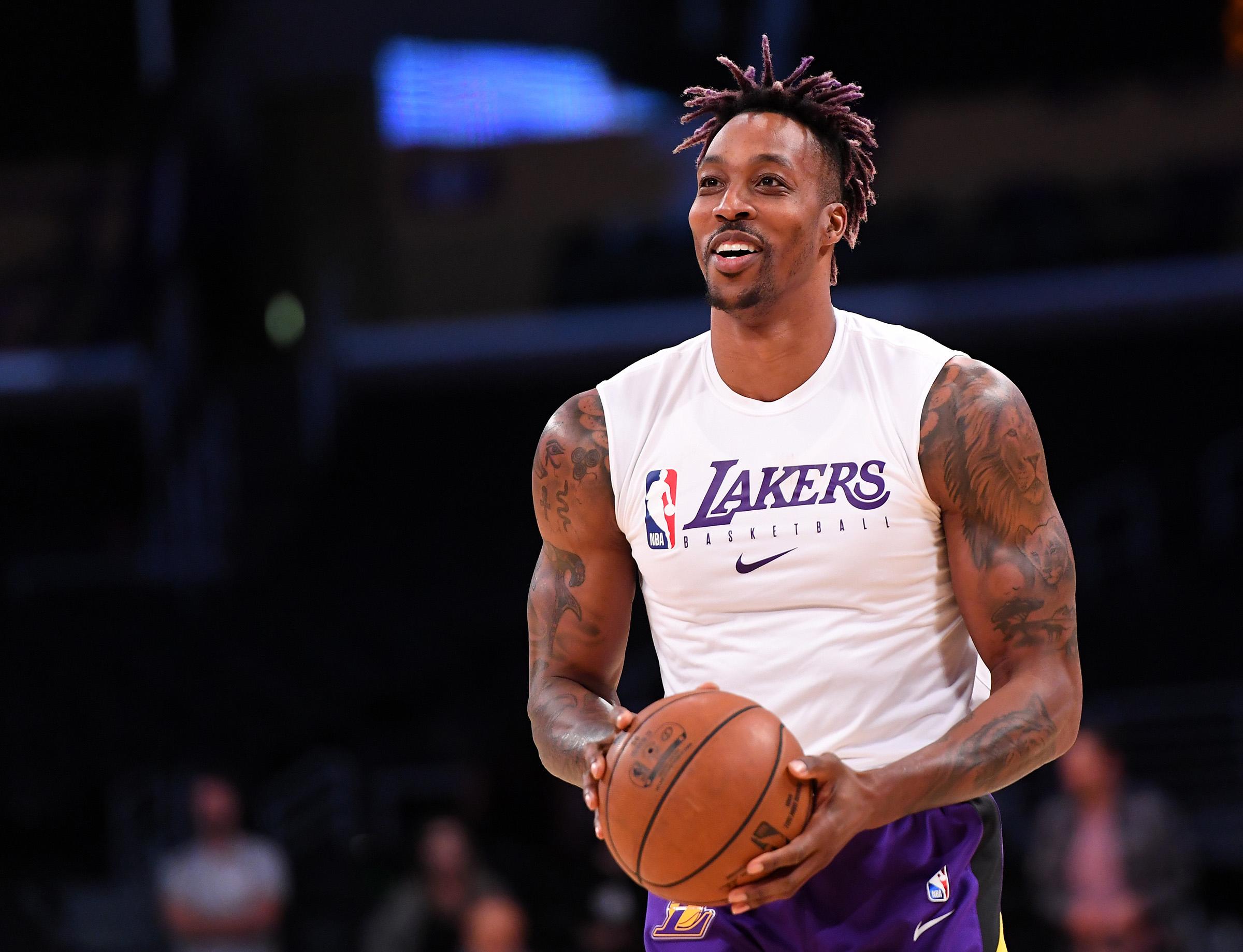 中超：山东泰山客场2-0完胜青岛队