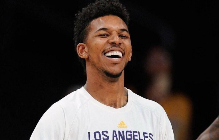 德转朱艺：阿里执法亚冠上海申花客战广岛三箭