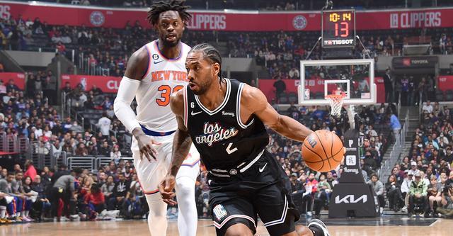 活塞队史35+10+10场次：康宁汉姆2场，其他球员合计2场