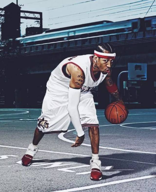 罗马诺：签下西蒙斯前，切尔西一直将出售球员作为优先事项