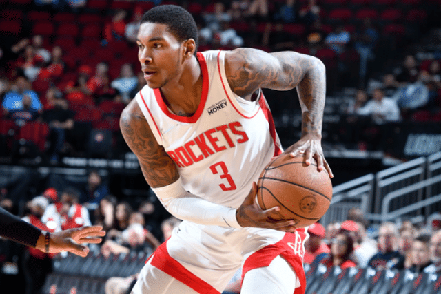 门将长传助攻惊艳全场