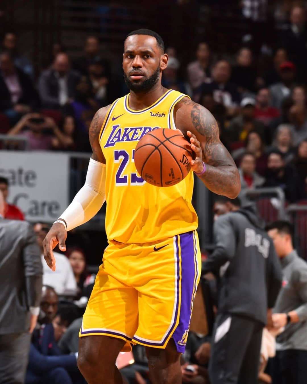 扑点+6次扑救，迈尼昂当选与国米一役米兰队内最佳球员